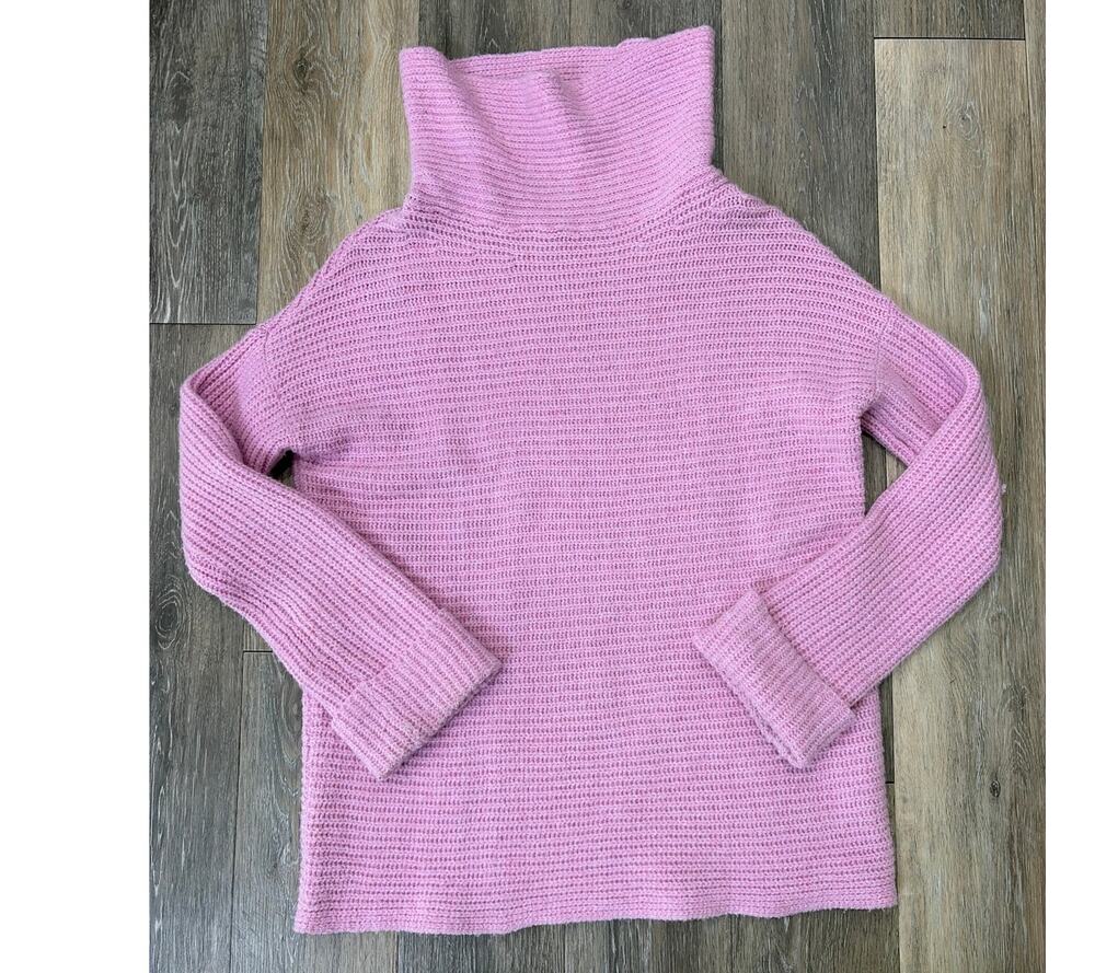 Pilcro Anthropologie Pink Turtleneck Sweater XS Soft Knit Tie Cuffs
